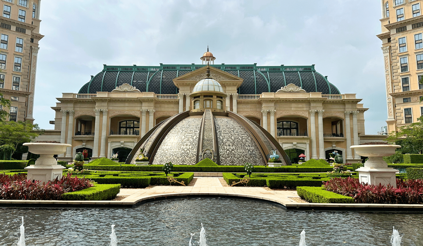 A Beautiful Life at Grand Lisboa Palace Resort Macau