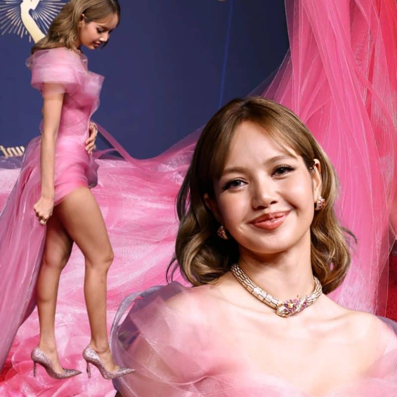 First Emmys, All Pink, All Lisa