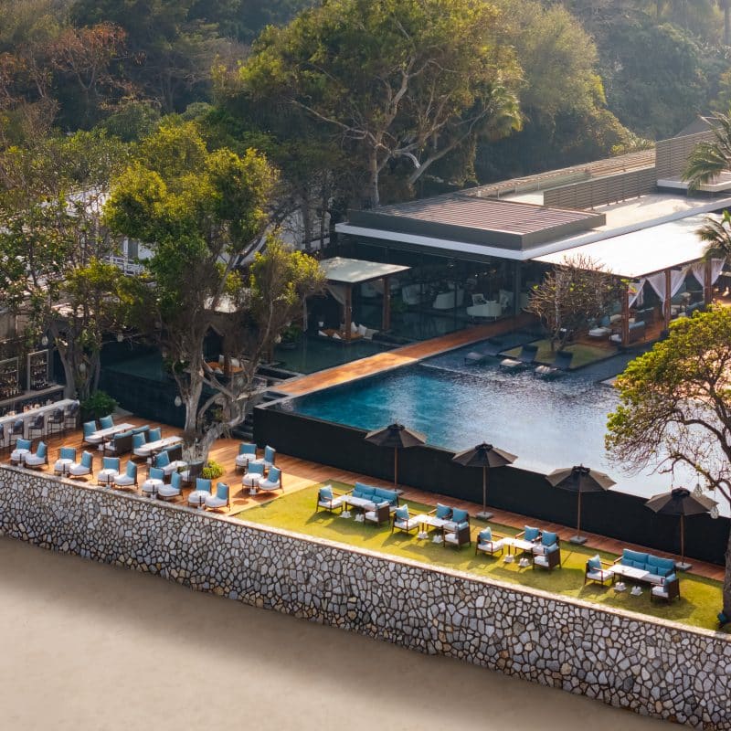 Akoya | Beach Lounge