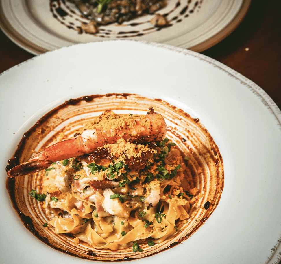 Issara – Restaurant & Bar