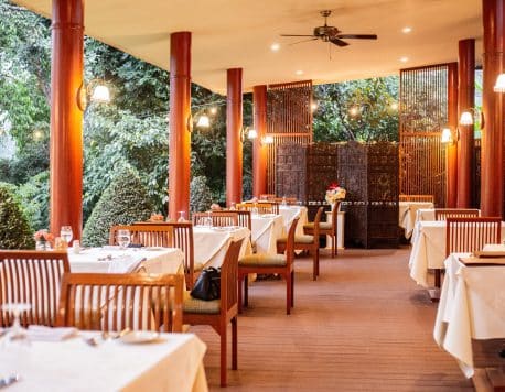 Le Crystal Restaurant
