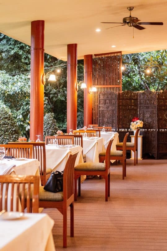 Le Crystal Restaurant