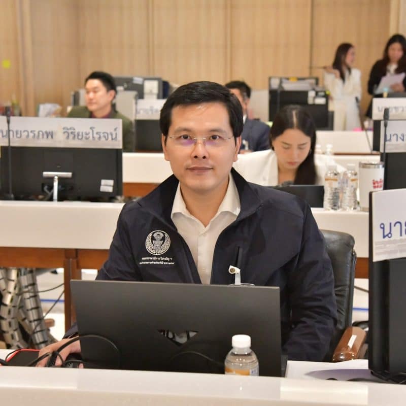 Friday Future Lister: Dr. Autsawin and the Practical Power of Economics 