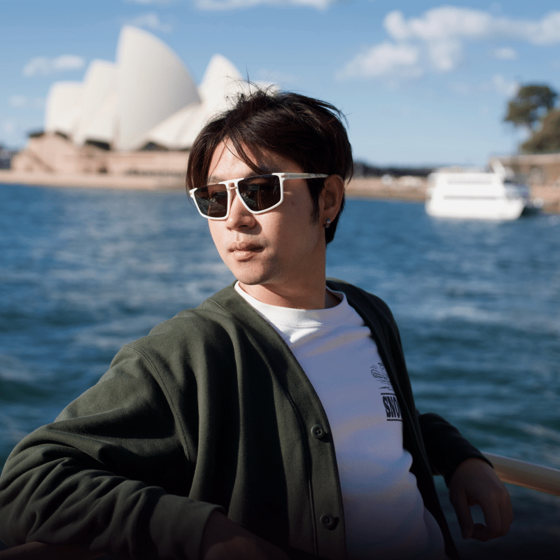 Friday Future Lister: The World and Thailand Through the Lens of Bright and Loi Story