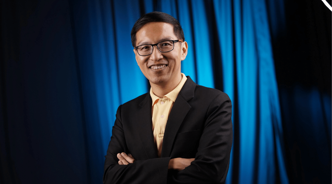 Prof Manop Pithukpakorn
